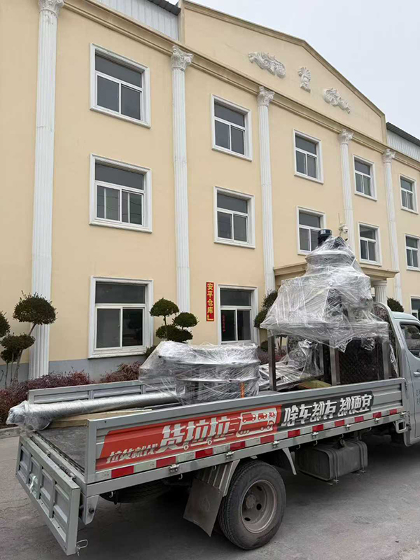 投料～篩分～上料???? ?專(zhuān)車(chē)發(fā)走