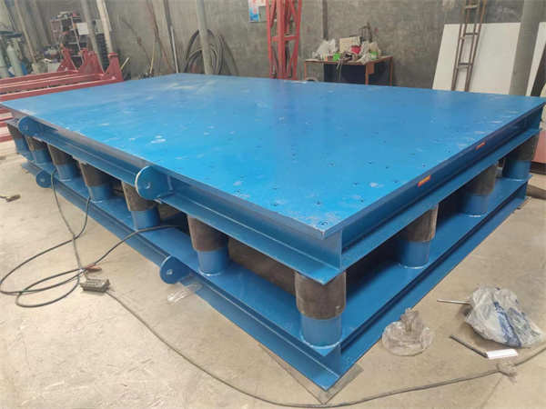 2.5*6米大型振動平臺發(fā)貨