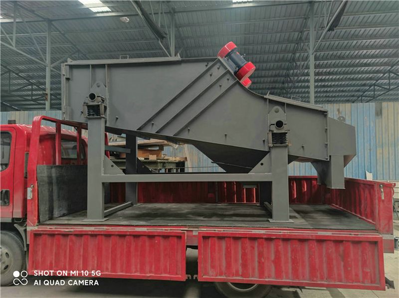 湖南1030脫水篩裝車發(fā)貨現(xiàn)場(chǎng)